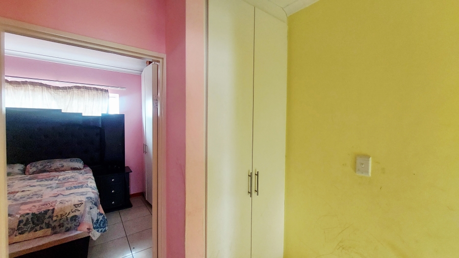 2 Bedroom Property for Sale in Stratford Green Western Cape